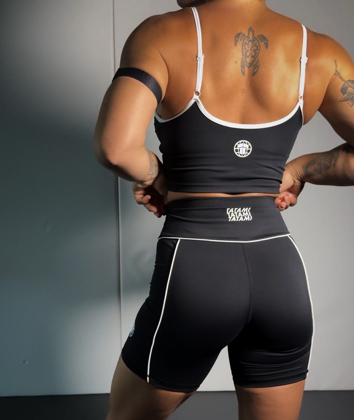 Ladies Contour Longline Shorts - Black