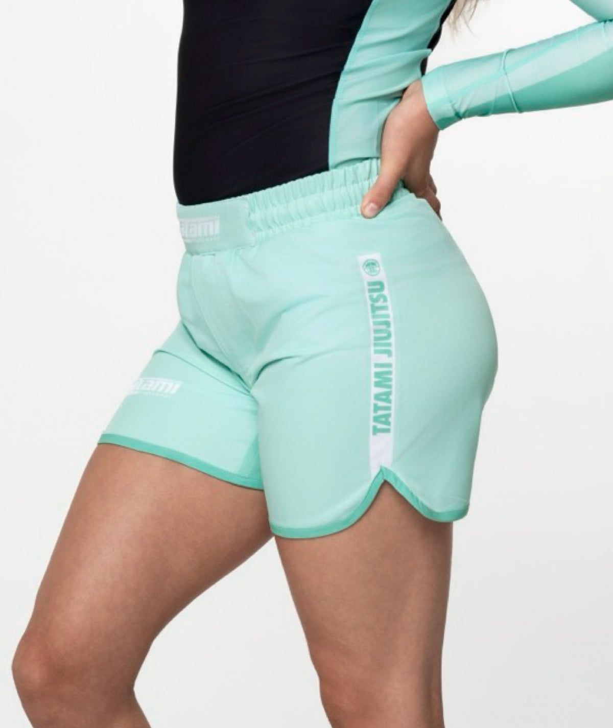 Ladies Contrast High Cut Shorts - Mint
