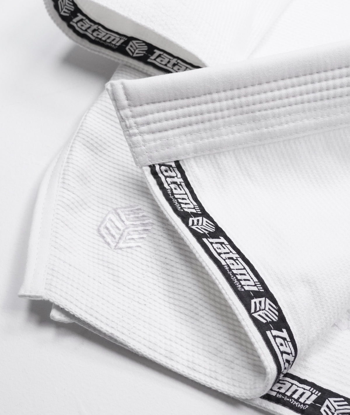 Estilo Black Label Gi - White on White