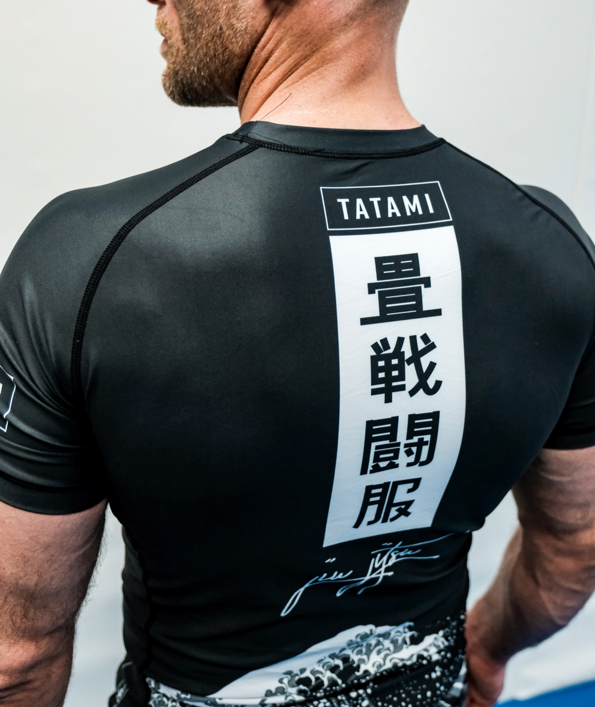 Kanagawa Short Sleeve Rash Guard - Black